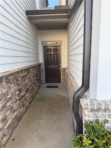 Foto del edificio - 5620 Flint Ln