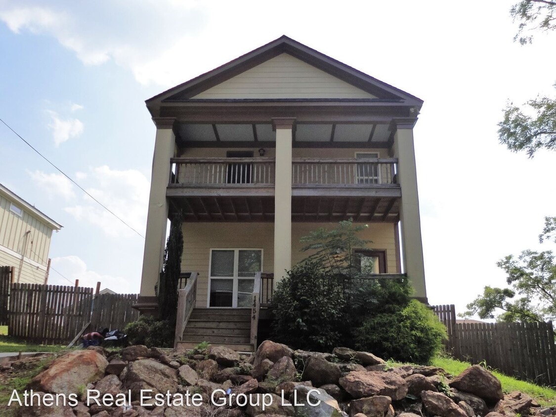 Primary Photo - 3 br, 3 bath House - 1454 East Broad Street