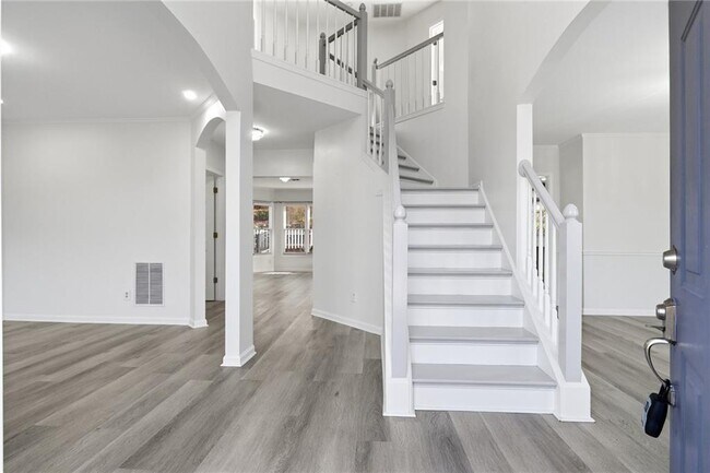 Foto del edificio - 1150 River Overlook Dr NW