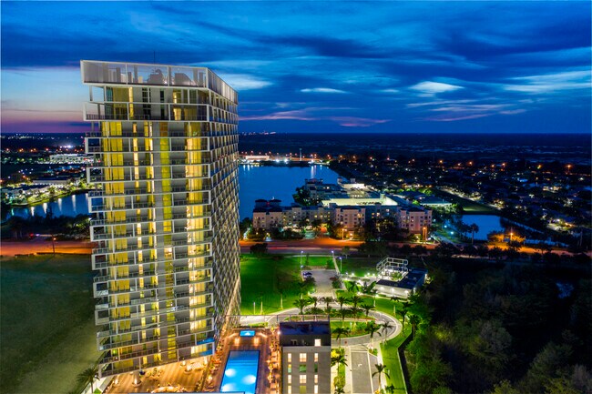 Foto del edificio - 1800 NW 136th Ave