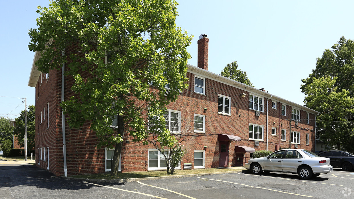 Building Photo - Ambassador Apartments