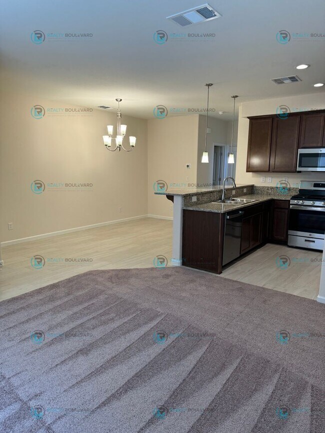 Building Photo - Modern Comfort and Convenience: Stylish 2-...