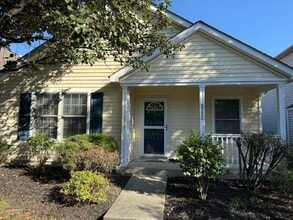 Building Photo - 8282 Mira St