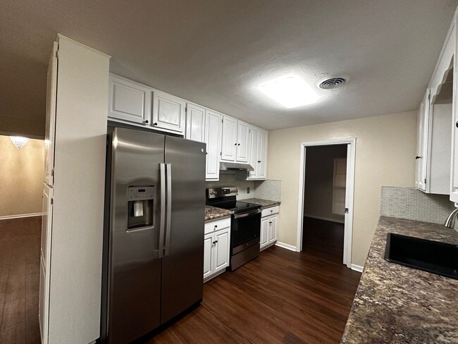 Photo - 2101 Mulberry Blvd House