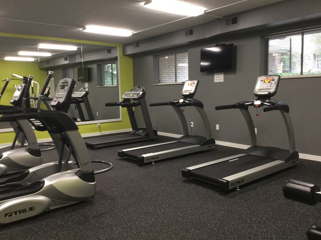 Fitness Center - Claybourne Apartments