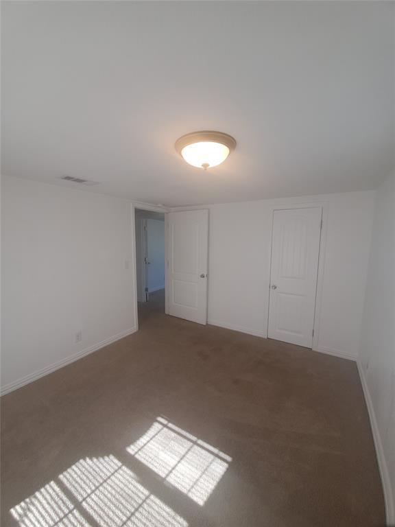 Building Photo - 404 County Rd 243
