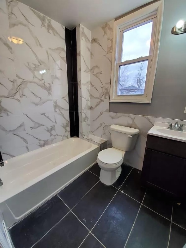 Foto del edificio - 169 S Clinton St