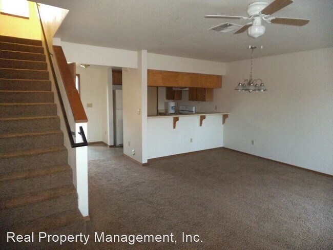 Building Photo - 5382 Valleyridge Dr