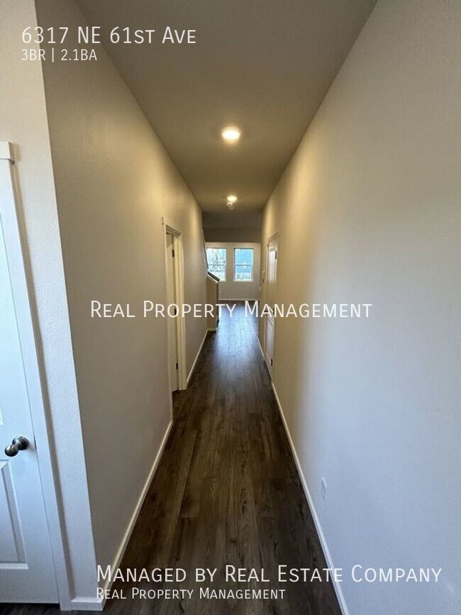 Building Photo - Perfect Single Family Rental just off NE M...