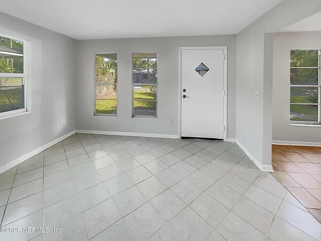 Foto del edificio - 2926 Hunt St