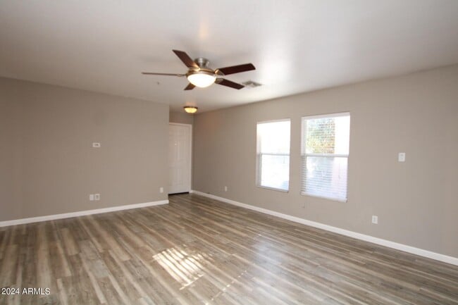 Building Photo - 8946 E Yucca St