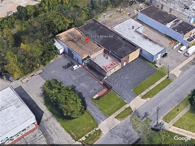 Building Photo - 17515 S Miles Rd