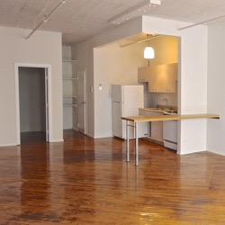 Primary Photo - 740 Grand St