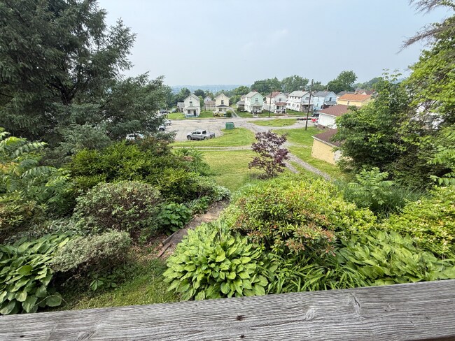 Foto del edificio - 102 W Chartes St