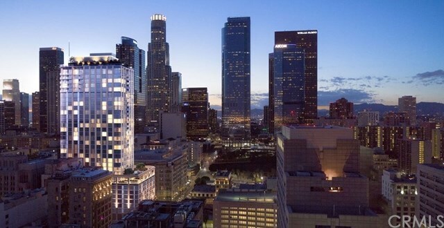 Building Photo - 400 S Broadway