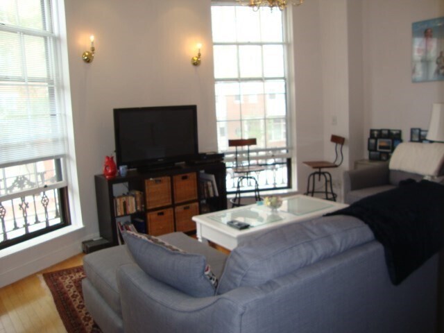 Foto del edificio - 27 Bowdoin St