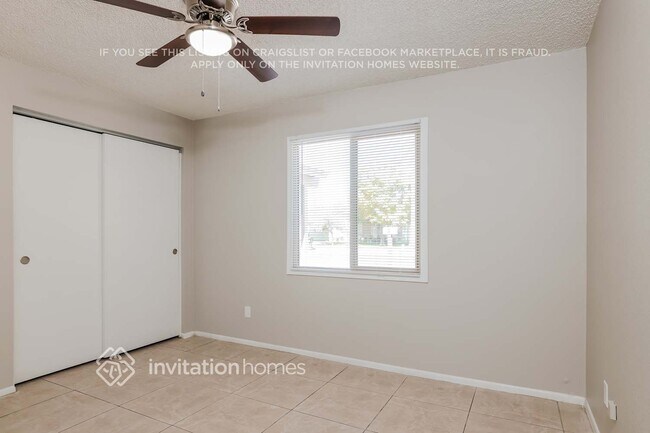 Foto del edificio - 6827 W Lewis Ave