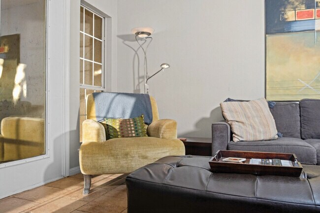 Foto del edificio - 3404 American Dr