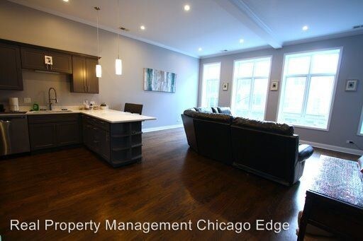 Foto del edificio - 2933 N Lincoln Ave