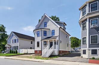 Building Photo - 25 Richfield St
