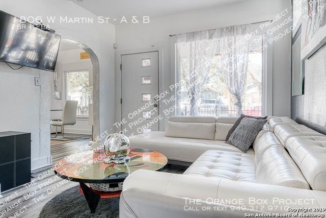 Building Photo - 1806 W Martin St