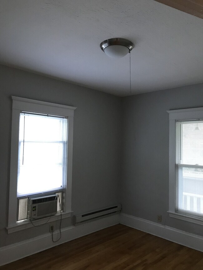 Foto del edificio - 3253 Bryant Ave S