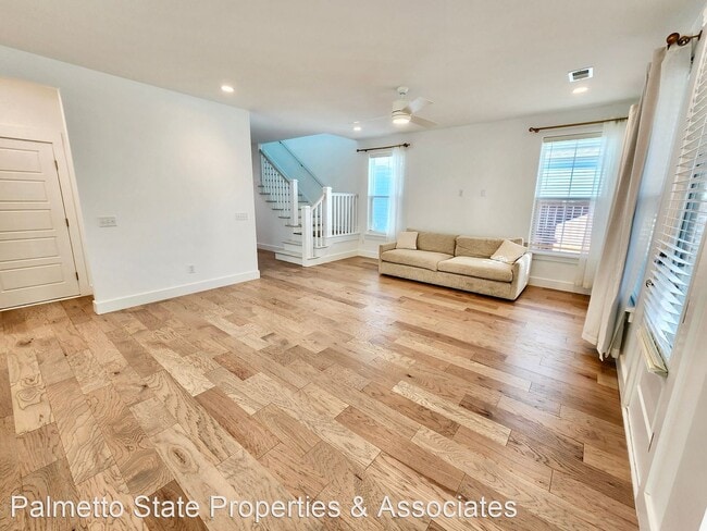Building Photo - 3 br, 2.5 bath House - 102 True Blue Loop