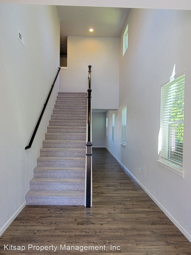 Building Photo - 3 br, 2.5 bath House - 4314 Andasio Loop SE