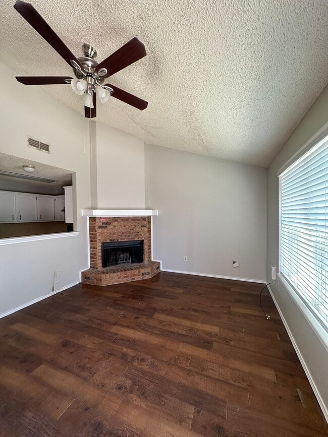 Building Photo - 5618 Brownfield Dr