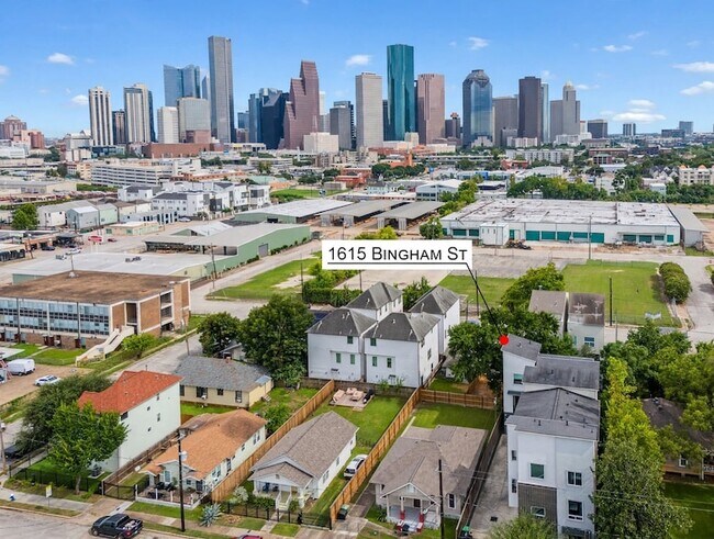 Building Photo - 1615 Bingham St