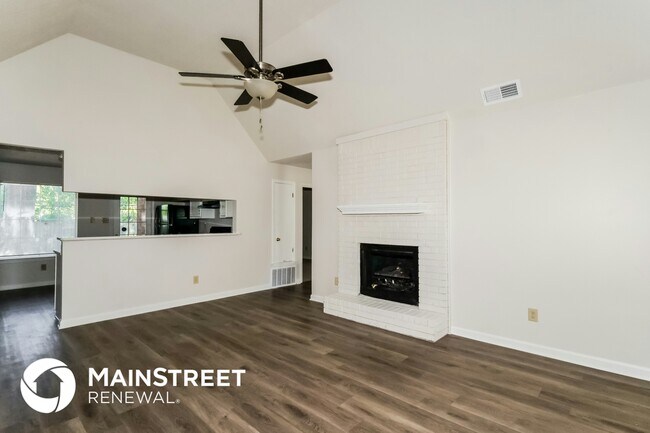 Foto del edificio - 2813 Arbor Lane Cove