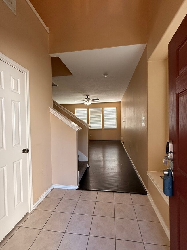 Foto del edificio - 14311 Mirkwood Ln