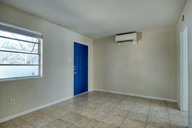 Building Photo - 4603 Avenue G