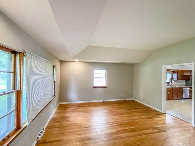 Living Room Area - 820 N Loomis St