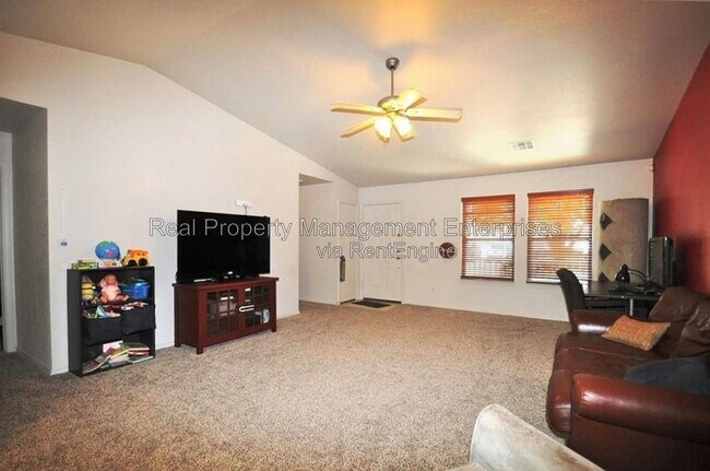 Foto del edificio - 5520 Del Creek Rd