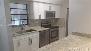 Building Photo - 8600 NW 34th Pl