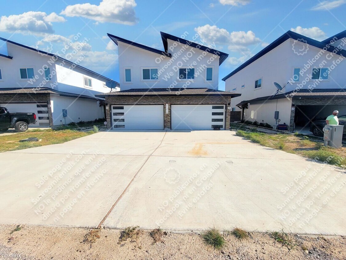 Primary Photo - 3 br, 2.5 bath Duplex - 21210 Portsmouth C...