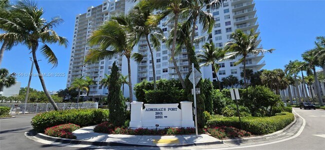 Foto del edificio - 2801 NE 183rd St
