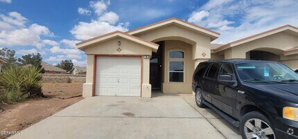 Building Photo - 11813 Kings Arms Ct