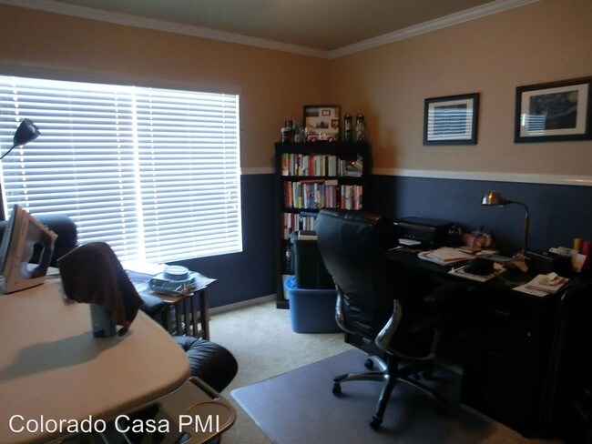 Building Photo - 4615 Crow Creek Dr