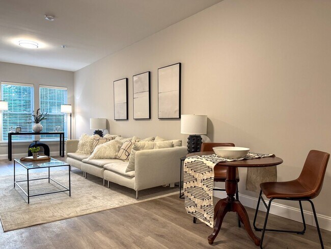 Interior Photo - The Meridian