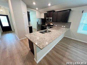 Foto del edificio - 4810 Red Bandit St