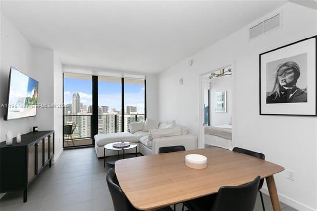 Photo - 1600 NE 1st Ave Apartment