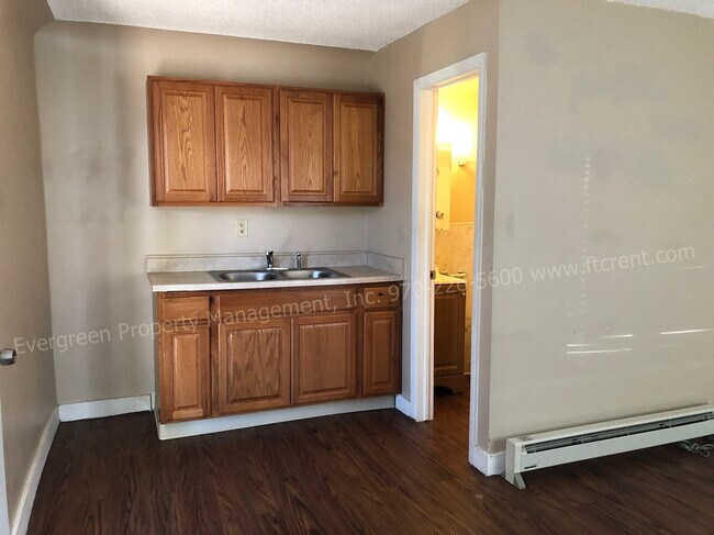 Foto del edificio - 161 S Lincoln Ave