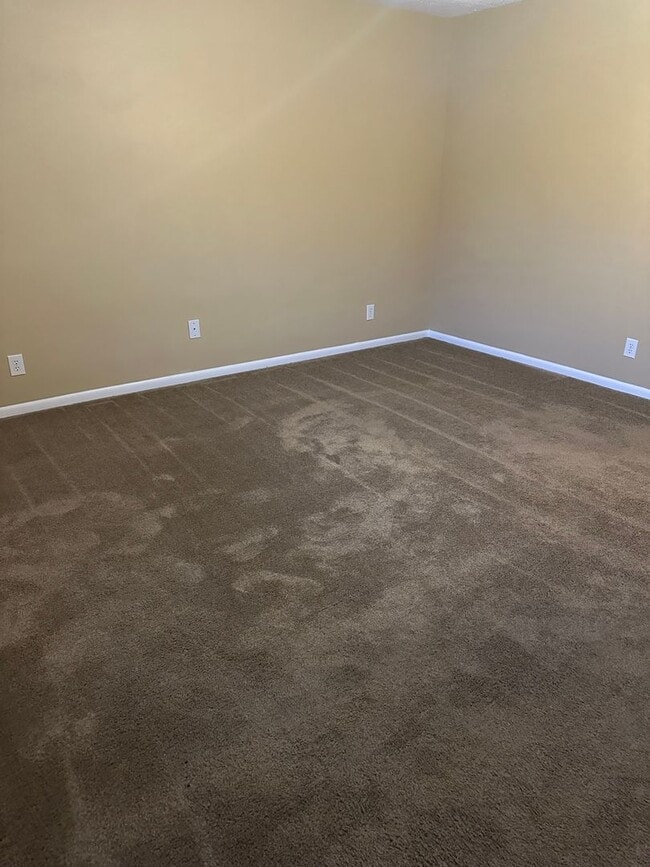 1951 Meadowbrook Cir, Dalton, GA 30720 House Rental in Dalton, GA