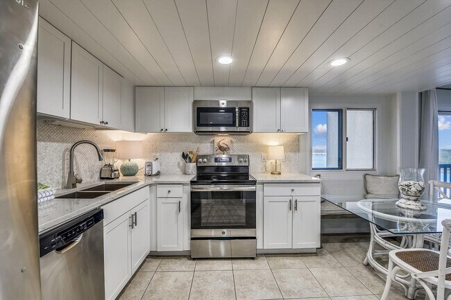Foto del edificio - 23223 Front Beach Rd