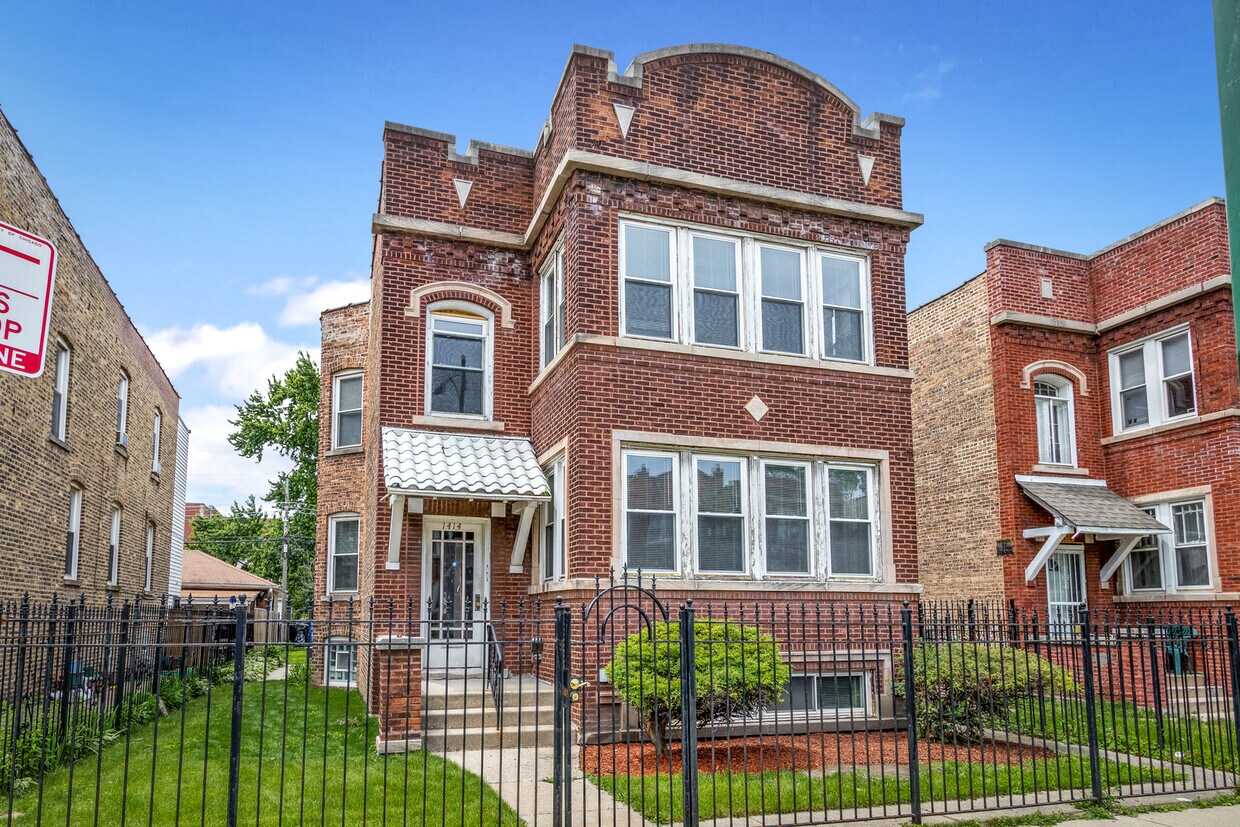 Primary Photo - 1414 N Central Ave