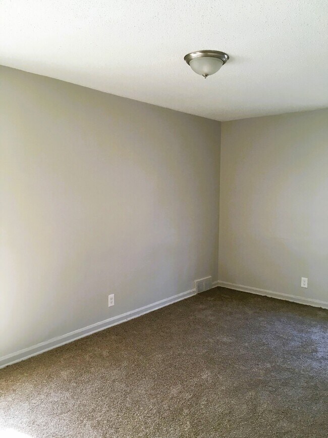 Foto del edificio - 18457-59 Hoover