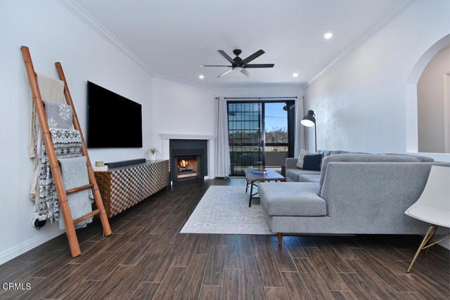 Foto del edificio - 5534 Encino Ave