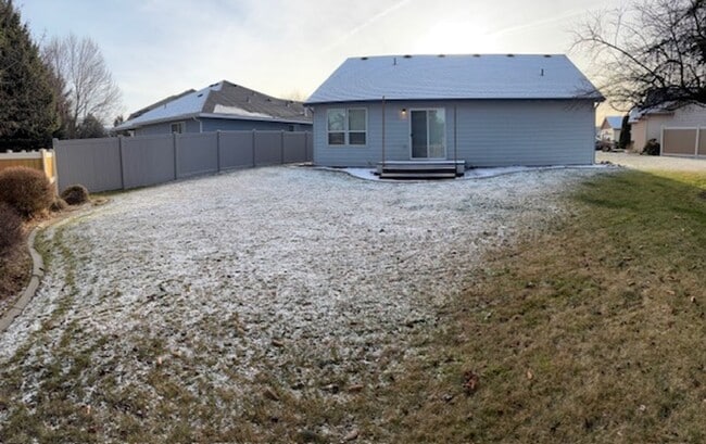 Foto del edificio - $2,350 / 3br - 1240ft2 - ?? NICE Valley 3Bd 2Ba Rancher! Ready Now! #1338 ?? (Spokane Valley)